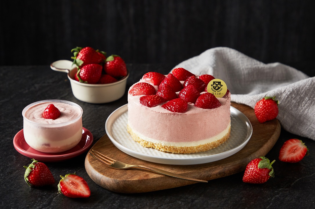 「草莓玻尿酸生乳酪蛋糕」限定登場！起士公爵融合美麗滿分草莓+水晶洛神，給你水噹噹陶瓷肌